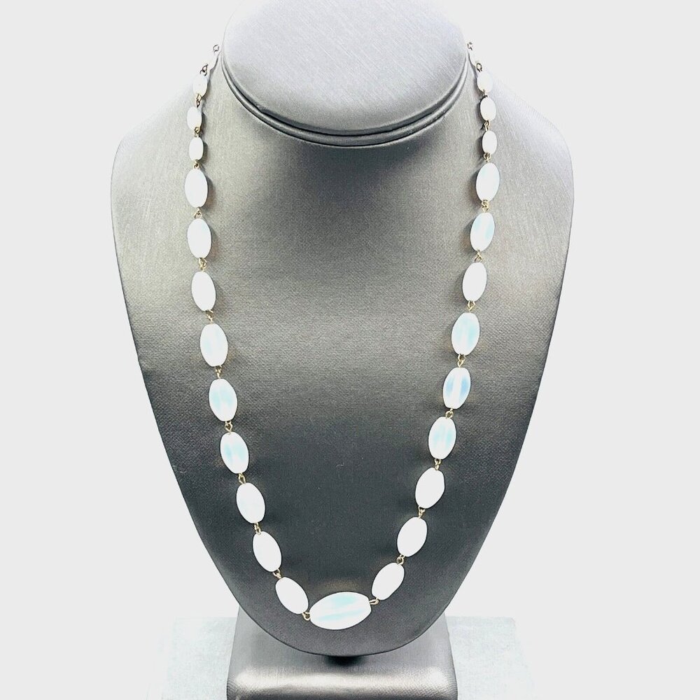 Vintage Art Deco Opaline Opalite Graduated Glass Bead Necklace 21"